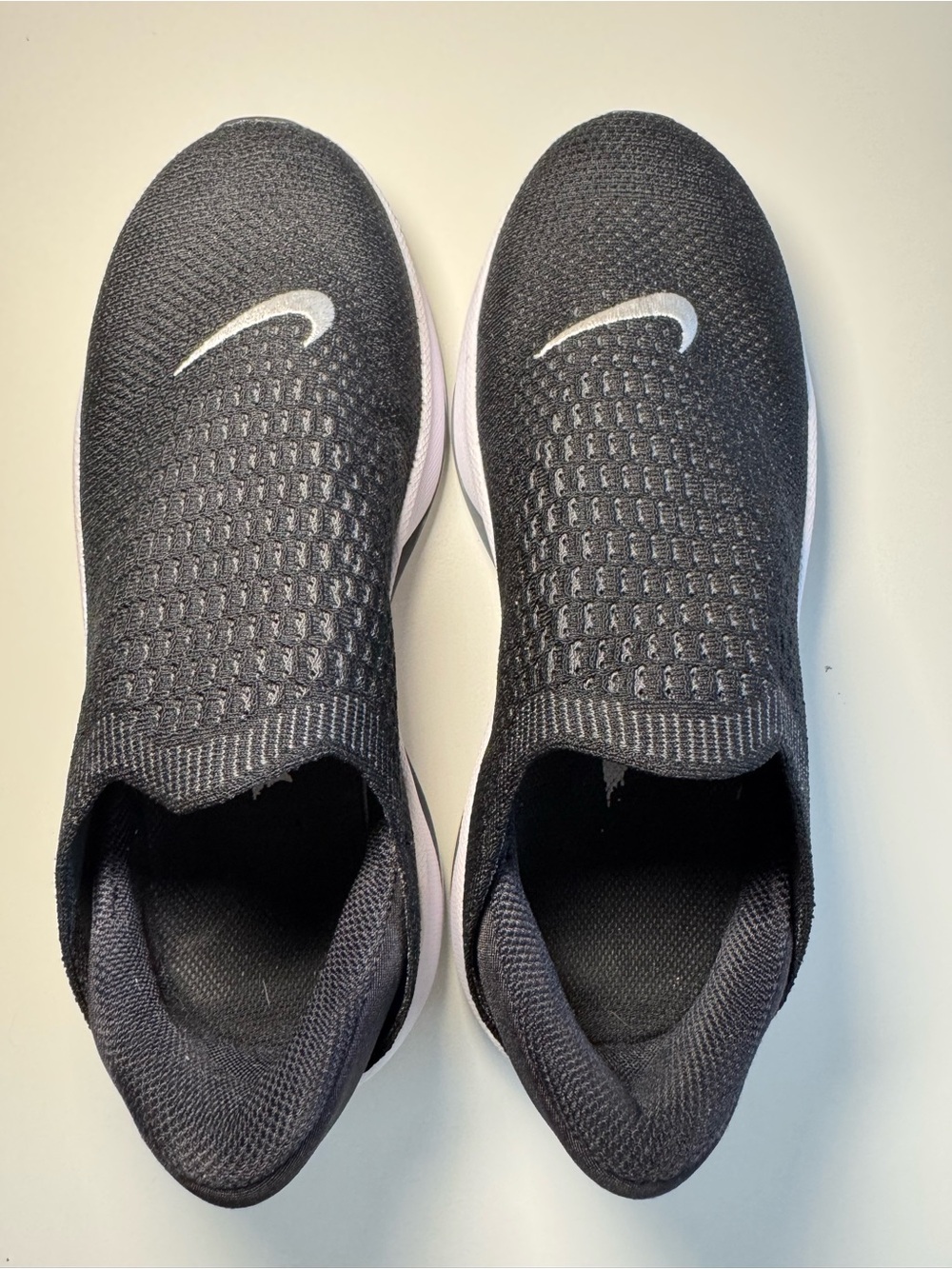 Nike Reina EasyOn Laceless Hands Free Flyknit Shoes Women’s size 7.5 - Picture 6 of 15